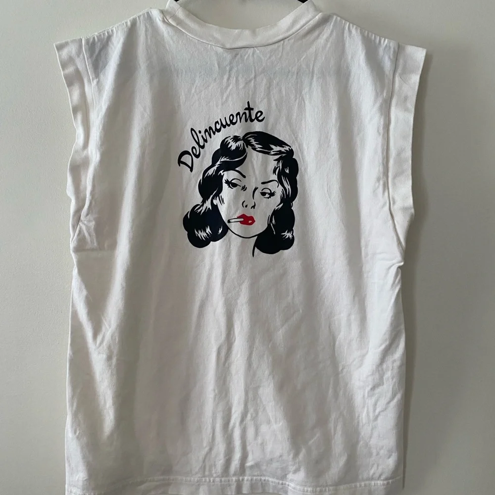 ⭐️HUF Delincuente Short Sleeve Muscle Tank Top - Picture 1 of 7